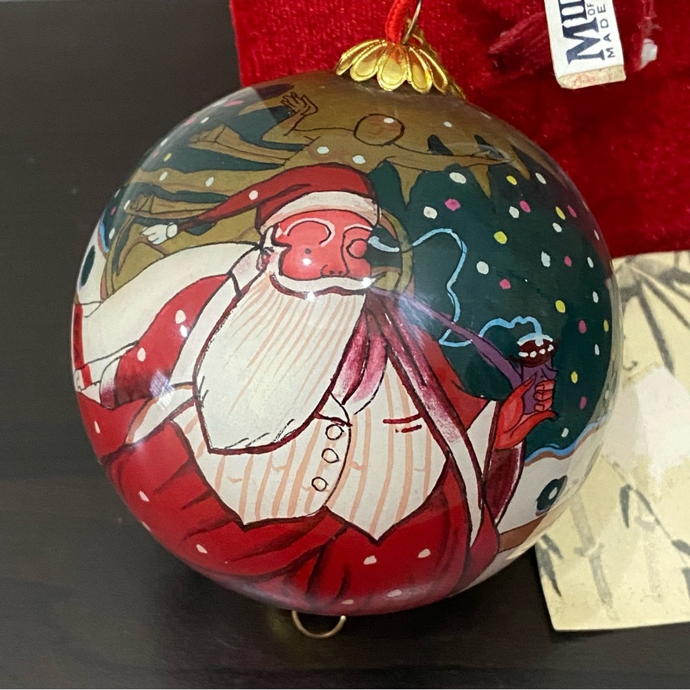 Vintage MIDWEST of Cannon Falls SF95 Li Bien Santa Collectible Ball Ornament